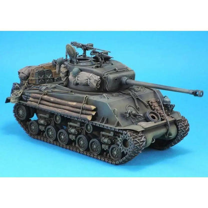 1/35 Resin Conversion Model Kit Us Furious Sherman Tank Ww2 No Tank Unpainted