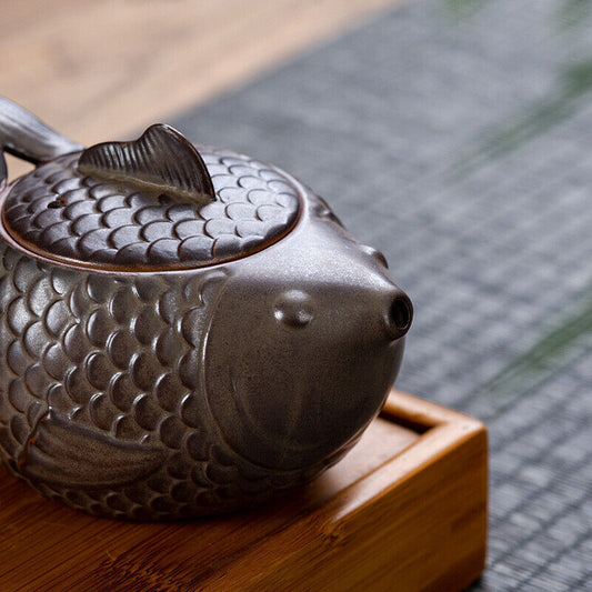 Vintage Ceramic Goldfish "年年有余" Teapot Personalized Household Decoration Tea Set