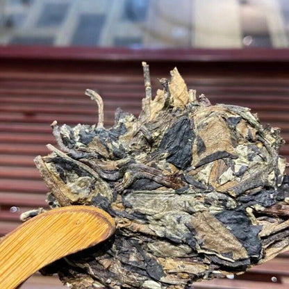 Yunnan White Tea Jinggu pressed of old white tea cake 357g