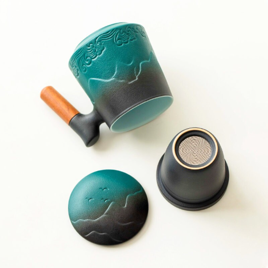Ceramic Tea Mug with Strainer Mountain and Waves Tea Cup 450ml