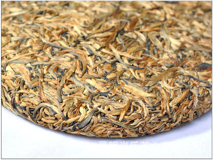 Golden Bud Dian Hong Tea Yunnan Dianhong Black Tea Honey Fragrant 357g/12.59oz