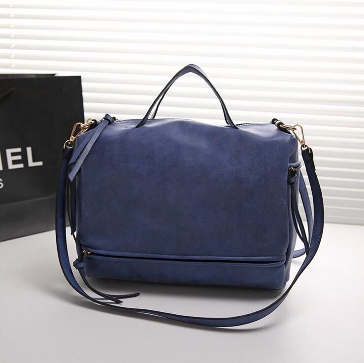 Luxury Shoulder Bag Leather Vintage Messenger Motorcycle Bag Handbag 33*13*23 CM