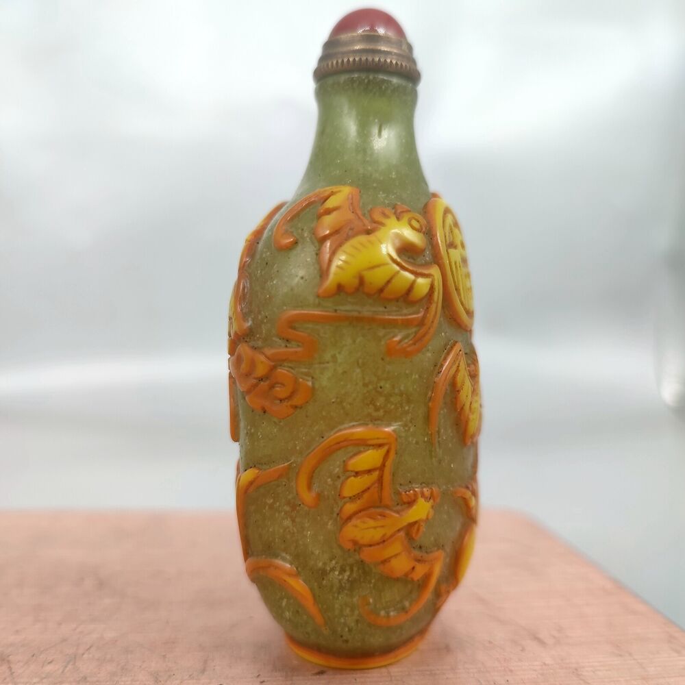 chinese snuff bottles peking glass vintage box carved bat yellow statue gifts
