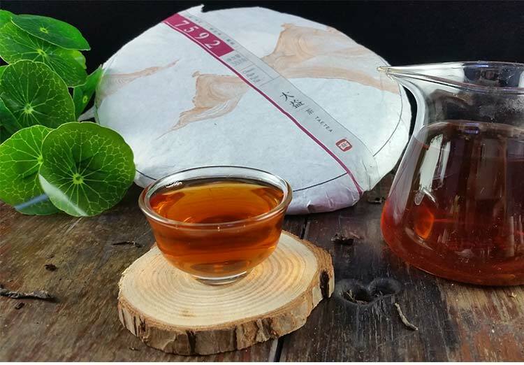 357g Yunnan Menghai Dayi 7592 1401 Chi Tse Beeng Ripe Shu Cooked Puer Pu Er Tea