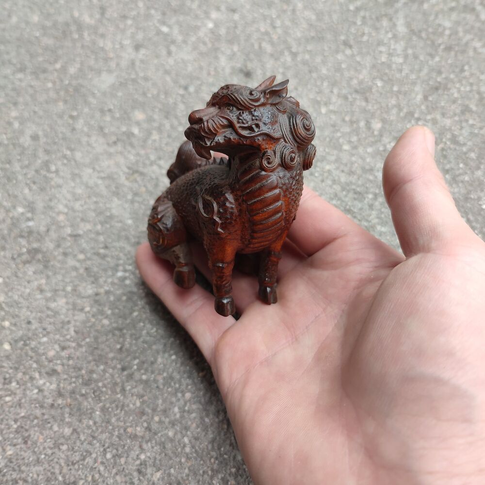 Chinese Sculptures Wooden Dragon Statue Wood Carving Room Decorative Sculpture