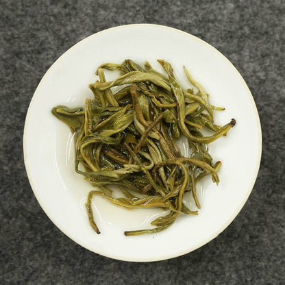 Chinese Huang Shan Mao Feng Slimming Tea Maofeng Spring Green Tea Loose Leaf