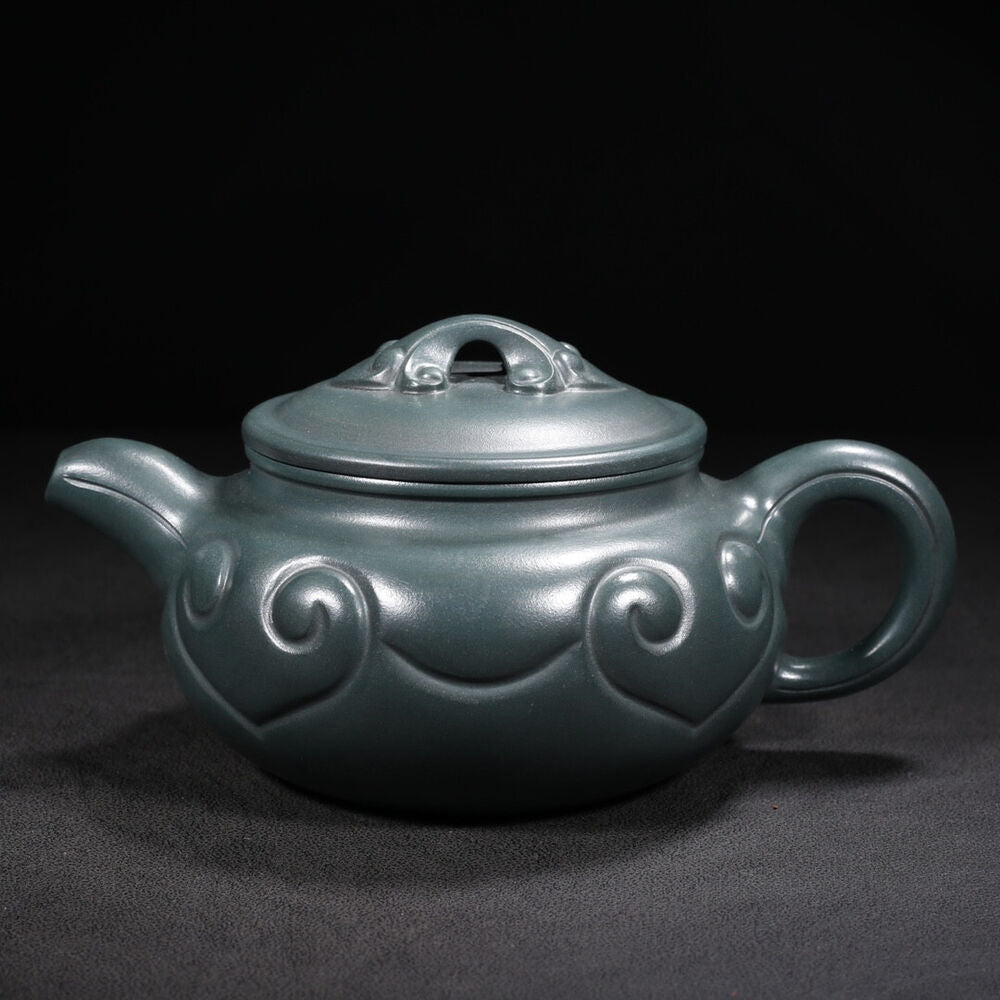 Chinese Yixing Zisha Clay Handmade Exquisite Teapot （仿古如意 底款：顾景洲）