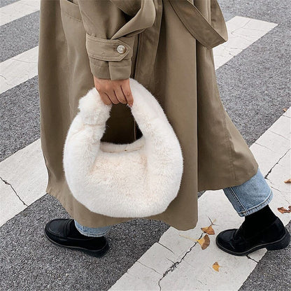 Fur Women's Bag Warm Plush Wrist Bags Women Handle Clutch Cute Ladies