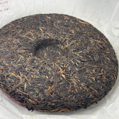 Pu-erh tea, 2010, Guoyan Xishuangbanna, hemp black premium, 400g, Raw
