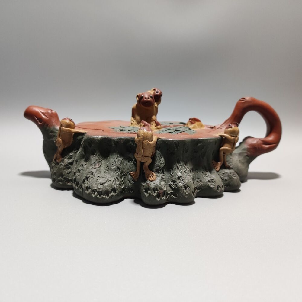Chinese Yixing Purple Clay Teapot Tea Set Pot Zisha Ceramic Cute Decor Figurine