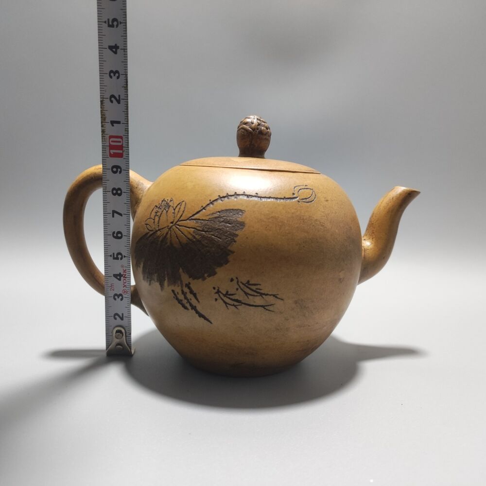 Vintage Chinese Yixing Purple Clay Teapot Zisha Ceramic Carving Kwan Yin Tea Set