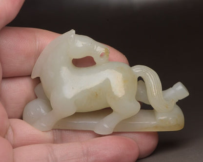 Top Chinese Natural Hetian Jade Carving Exquisite Horse Statue Figurines Artwork