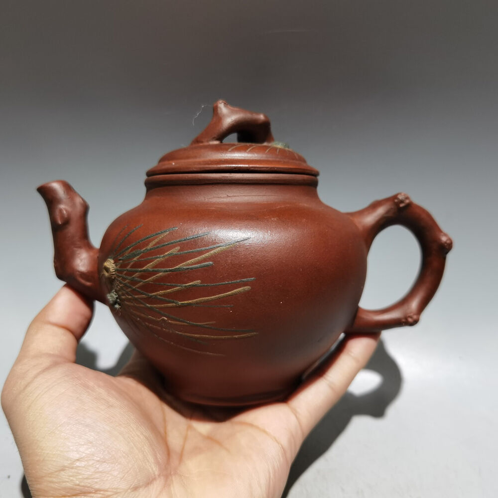 Chinese Yixing Zisha Clay Handmade Exquisite Teapot（报春壶 低款：汪寅仙）