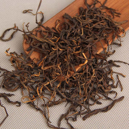 80g Yunnan Spring Loose Leaf Dianhong Tea Iron Box Gift Tea Black Tea-