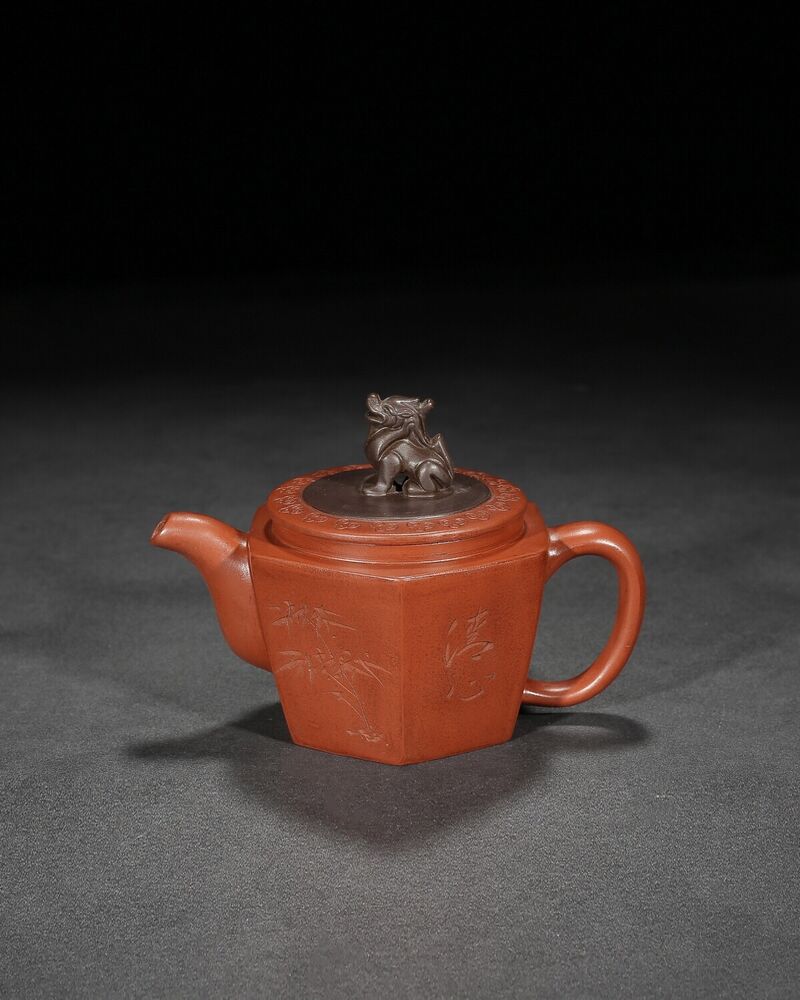 Chinese Yixing Zisha Clay Handmade Exquisite Teapot （六方狮尊 底款：顾景舟）