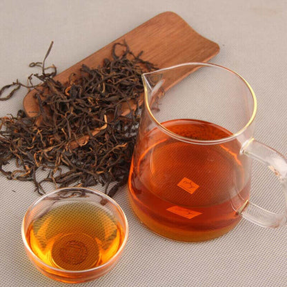 80g Yunnan Spring Loose Leaf Dianhong Tea Iron Box Gift Tea Black Tea-