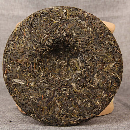 Handmade Cha Pu-erh Tea Hundred Year Ancient Puerh Tree Top Pu'er Green Tea Cake