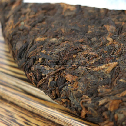 "Winter Snows" Haiwan Puer Cake 2016 Dong Xue Shu Pu Erh Tea Ripe Gelanghe 400g