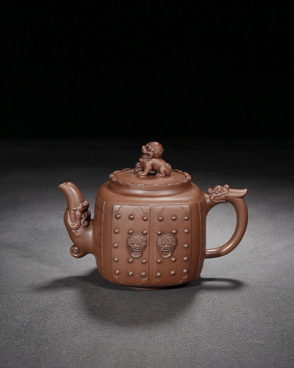 Chinese Yixing Zisha Clay Handmade Exquisite Teapot（中华门 底款：徐汉棠）