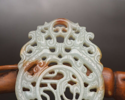 China Beautiful Natural Hetian Jade Carving Fine Unique Figurine Pendant Jewelry