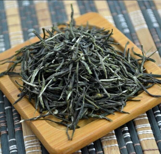 Best quality early spring E Mei Mao Feng green tea, Ming Qian E Mei Mao Feng tea-