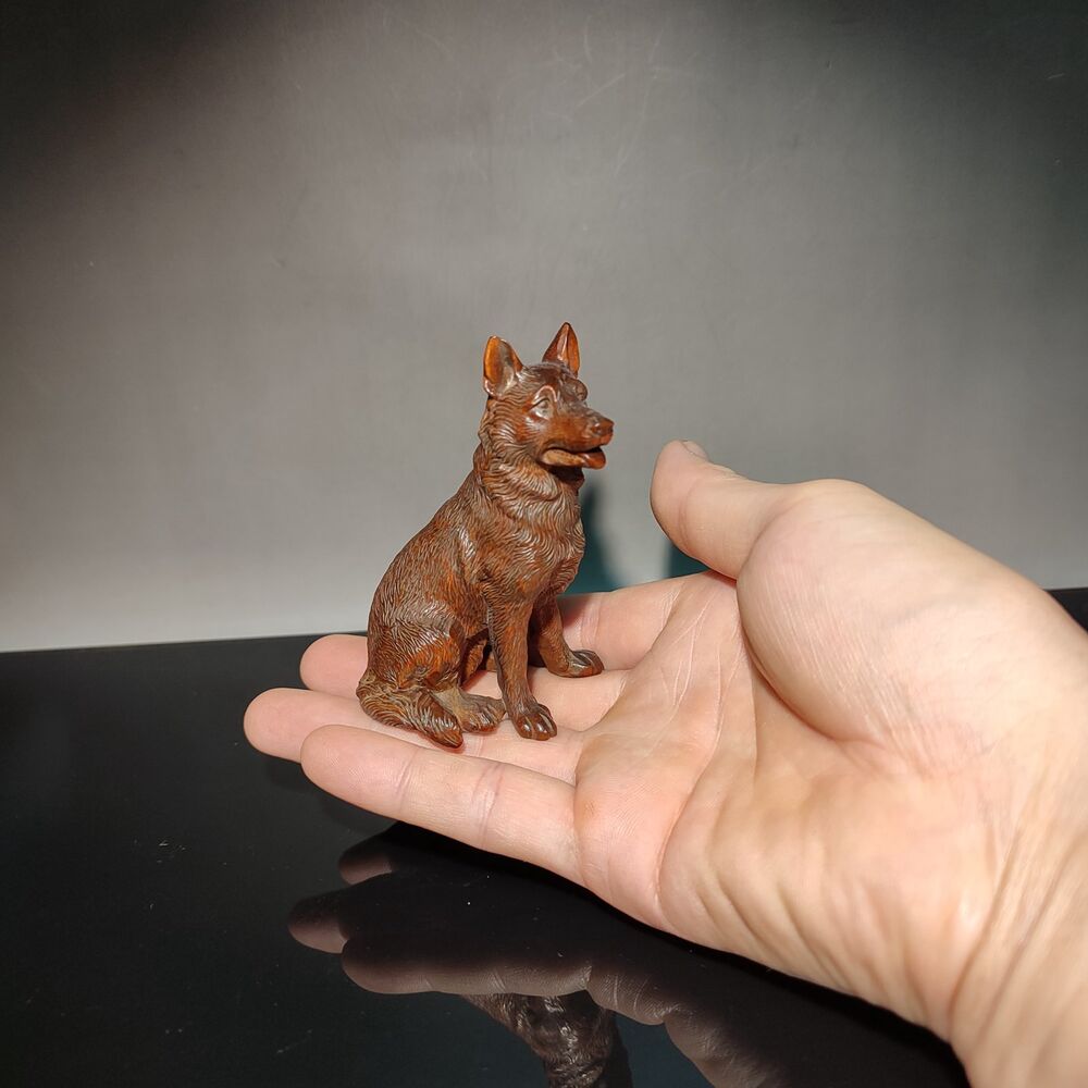 Boxwood Carving Pet Dog Statue Australian Kelpie Collie Lovely Decor Ornaments