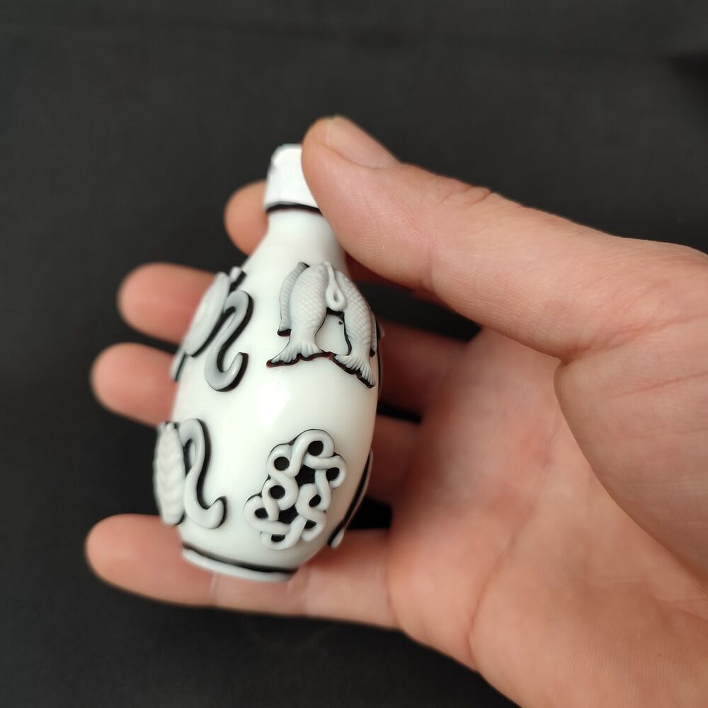 chinese beijing carved glass snuff bottle buddha Buddhism statue gift rare art