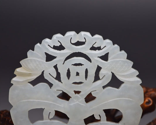 Top Chinese Natural Hetian White Jade Carving Exquisite Statue Pendant Jewelry