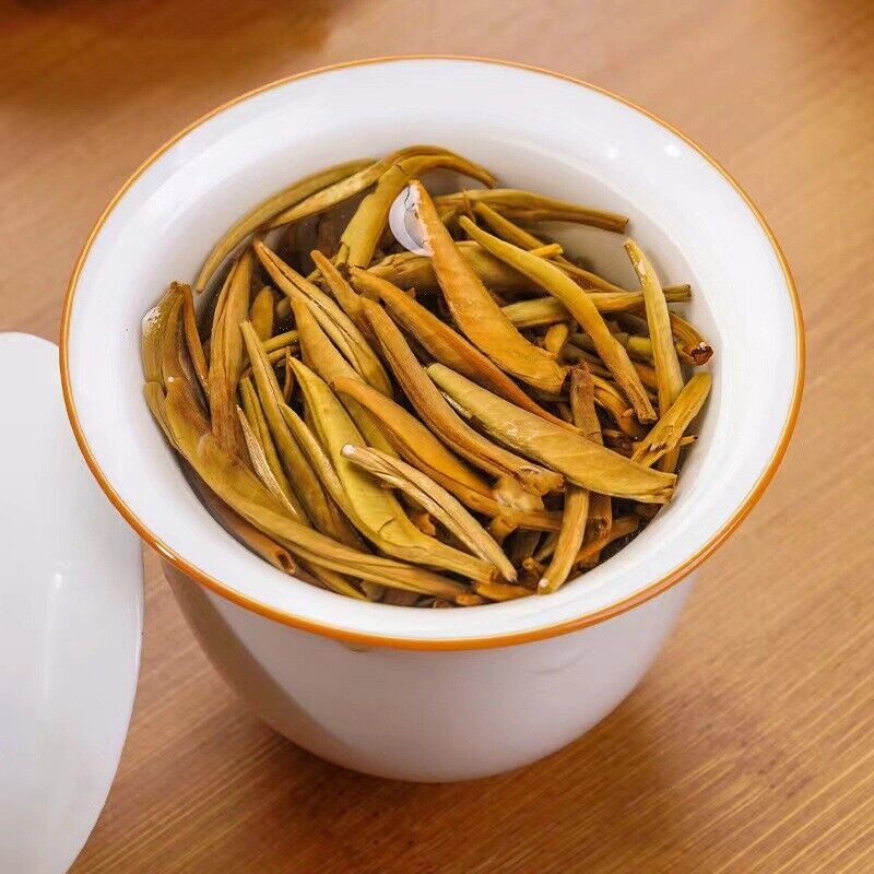 357g/12.59oz Baihao Yinzhen white tea cake moonlight white tea leaves whole bud