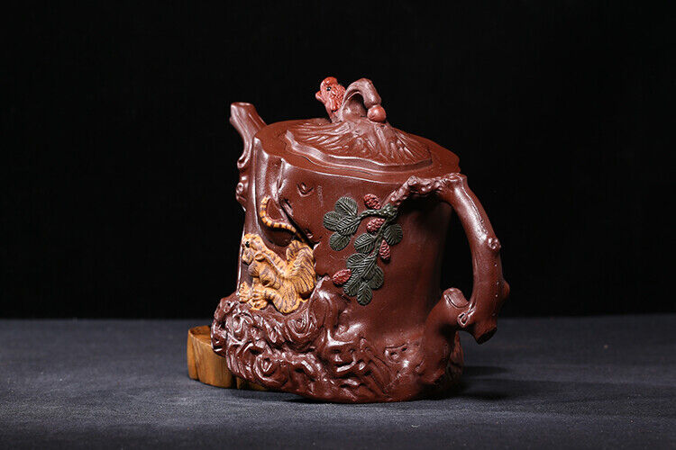 Chinese Yixing Zisha Clay Handmade Exquisite Teapot（卧虎藏龙 印款：汪寅仙）