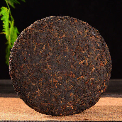 High Quality Black Tea Ancient Tree Ripe Health Care 200g Yunnan Pu-Erh TeaCake-