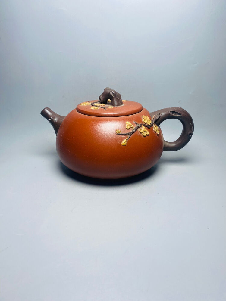 Chinese Yixing Zisha Clay Handmade Exquisite Teapot( 石瓢梅花 底款：汪寅仙)