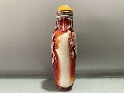 Fine red chinese snuff bottles peking glass overlay carved antique dragon statue