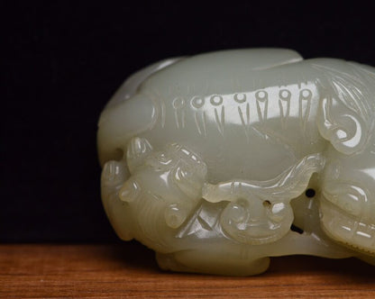 Chinese Natural Hetian Jade Hand Carved Lion Figurine Statue Collection Art Rare