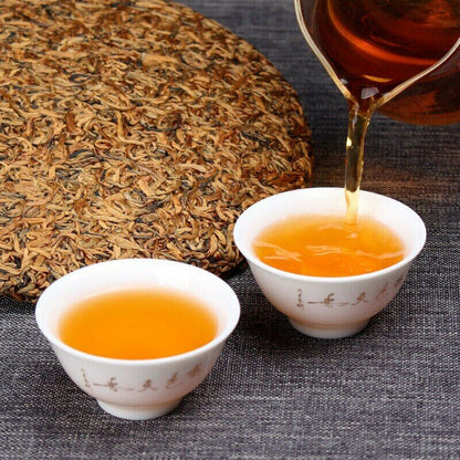 Nonpareil Supreme Organic Golden Buds Dian Hong Chinese Black Tea Cake 357g