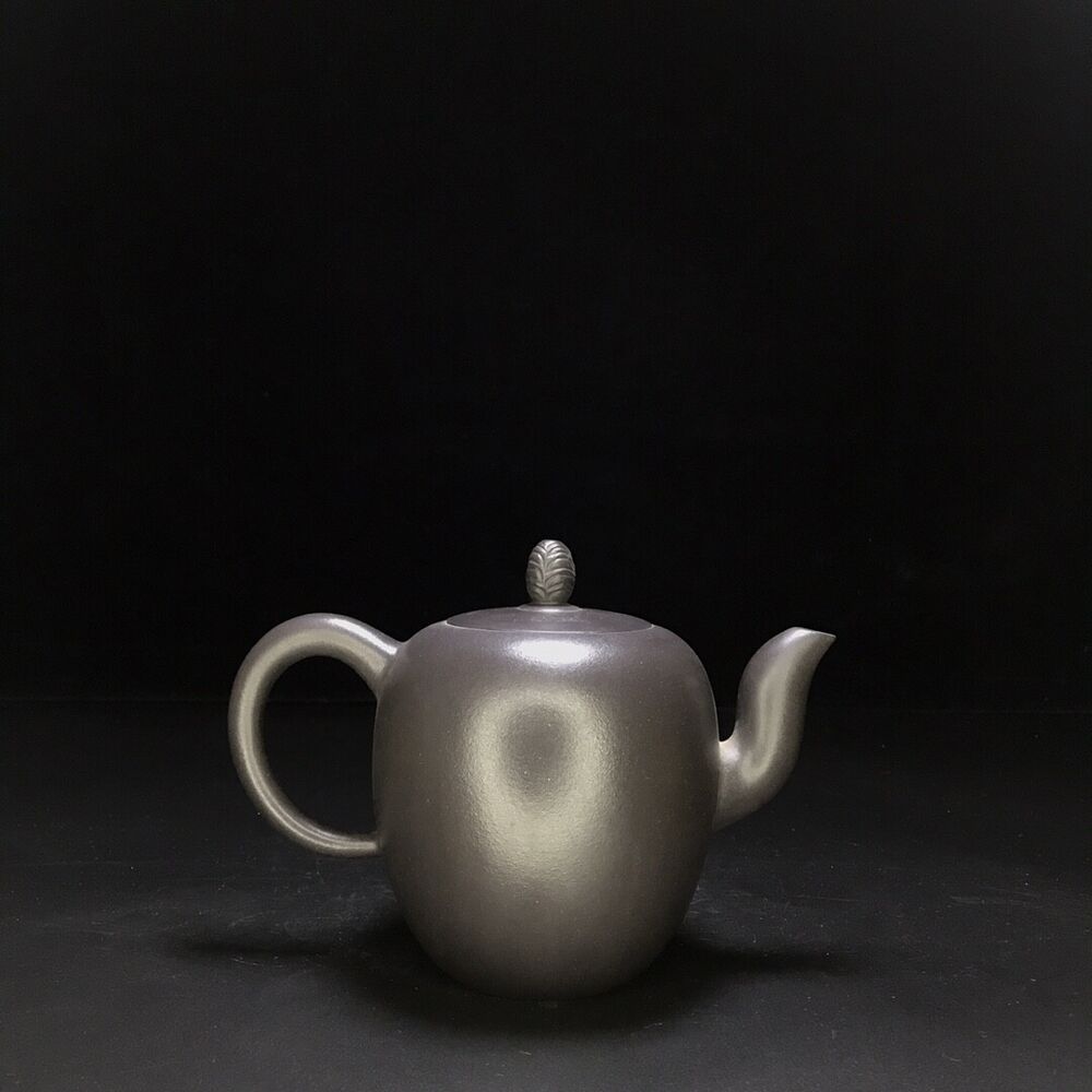 vintage chinese yixing purple clay teapot zisha ceremony carving Collectible art