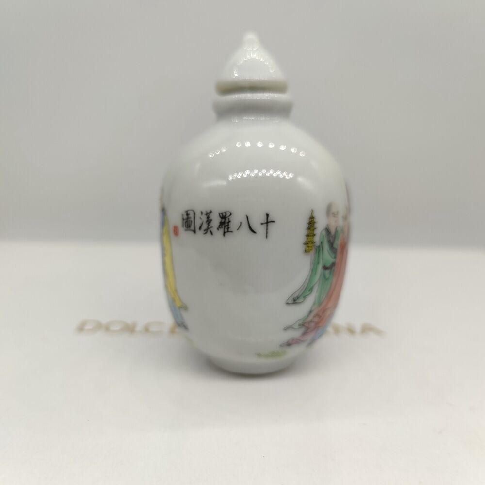 Chinese Vintage Porcelain Snuff Bottles Exquisite Painted Figure Pattern buddha