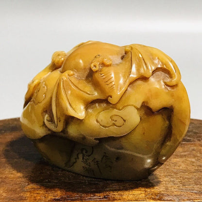 Chinese Shoushan Tianhuang Stone Carving Exquisite Statue Fine Seal Collectible