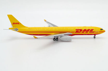DHL A330-300P2F Reg: D-ACVG JC Wings Scale 1:400 Diecast model XX40012