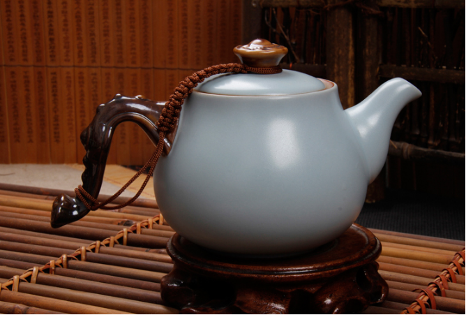 Ruyao, Dehua, China. Ruyi exquisite and simple teapot