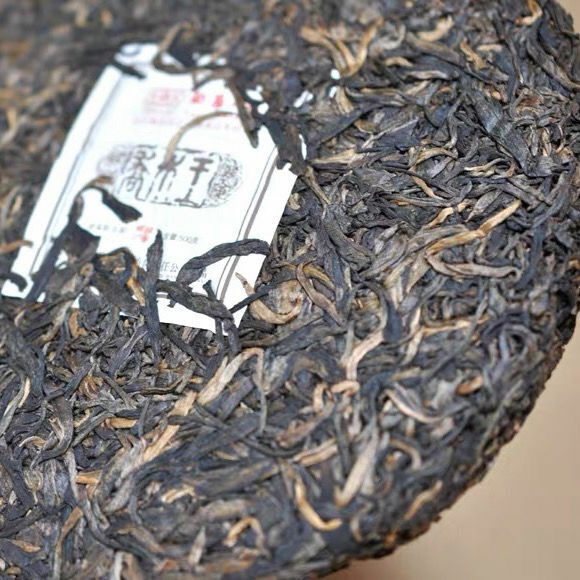 "Qiao Mu Wang" Mengku King Arbor Yunnan Pu'er Tea Pu-erh Cake 2013 500g Raw Puer