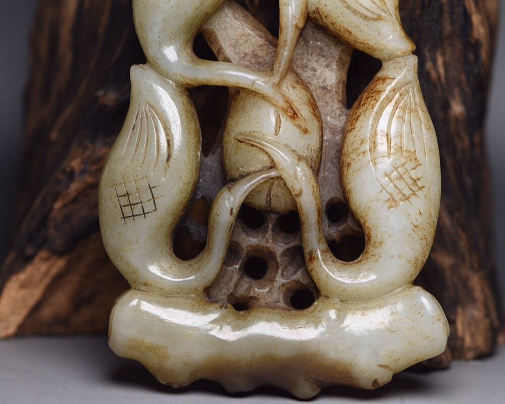 China Vintage Antique Natural Hetian Jade Carved Exquisite Crane Statue Artwork