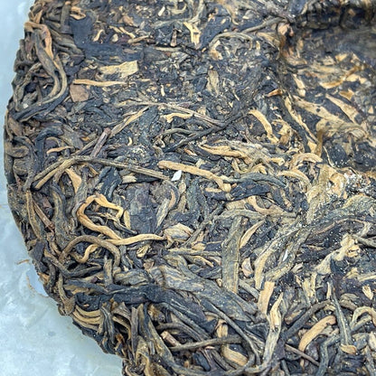 Pu erh tea, 2011, Guoyan Xishuangbanna, Laobanzhang, 400g, Raw