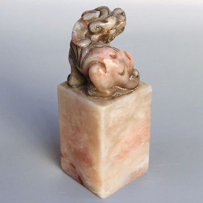 Chinese Antique Shoushan Stone Hand Carved Exquisite Beast Seal Statue Artwork
