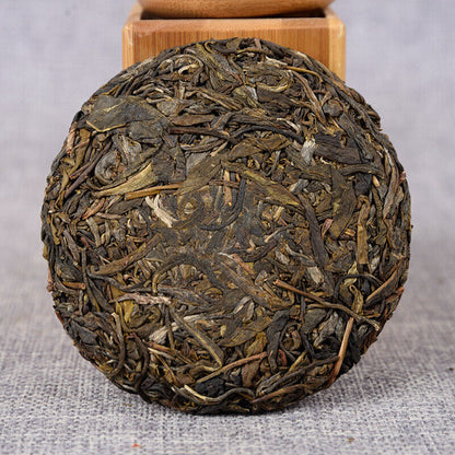 100g Yiwu Ancient Tea Tree Yunnan Tea Pu-erh Raw Tea Tea Cake Organic Tea