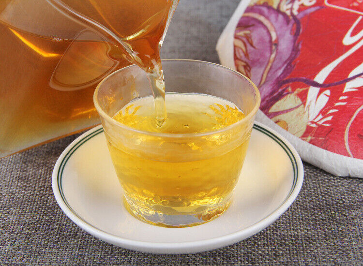 Dian Hong Black Tea Nonpareil Organic Yunnan Golden Bud Cake Compressed Tea 357g