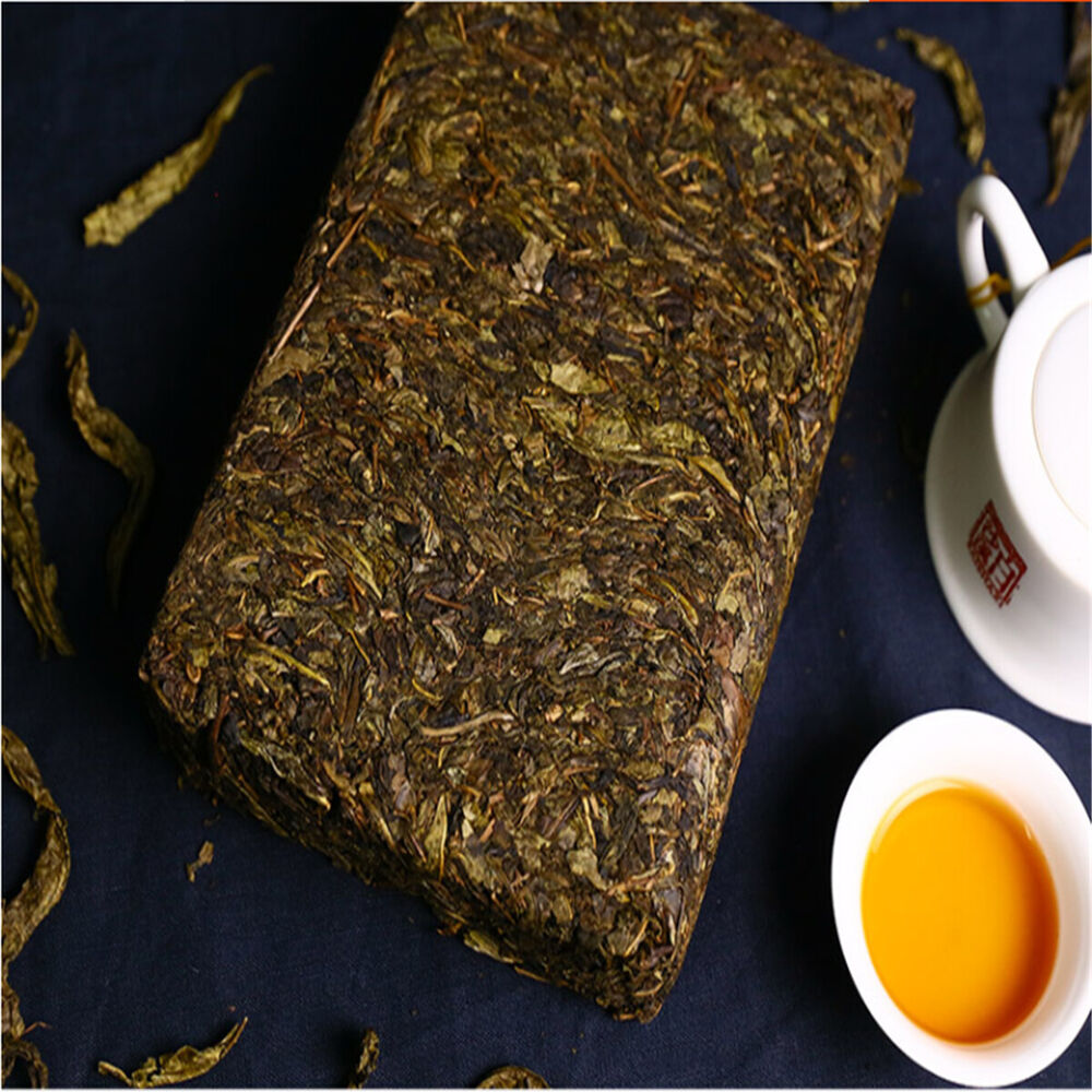 750g Black Tea Traditional Craft Brick Tea Dark Tea Golden Flower Compressed Tea