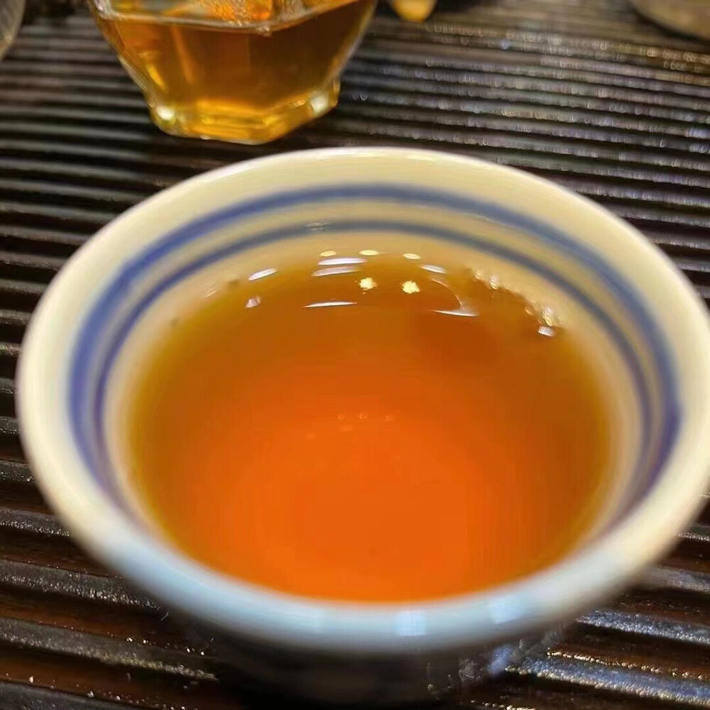 357g Yunnan Old Raw Puerh Tea Cake 2004 Collection Aged Pu-erh Raw Tea Puerh Tea
