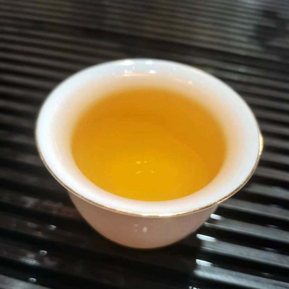 357g Yunnan Pu-erh Raw Tea Cake Early Spring Puerh Shengcha Organic Pu'er Tea