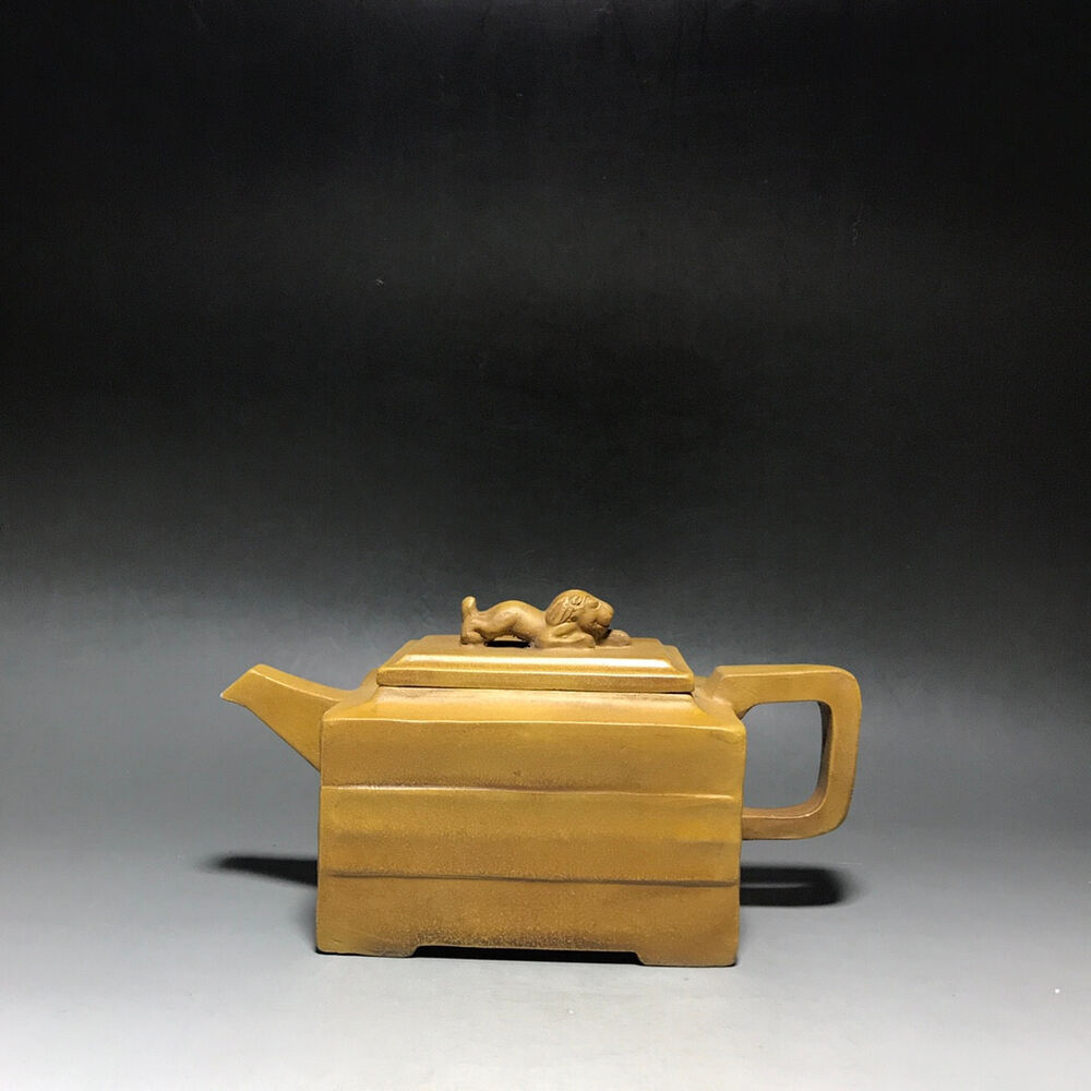 Chinese Yixing Zisha Clay Handmade Exquisite Teapot（四方狮尊 底款：陈鸣远）